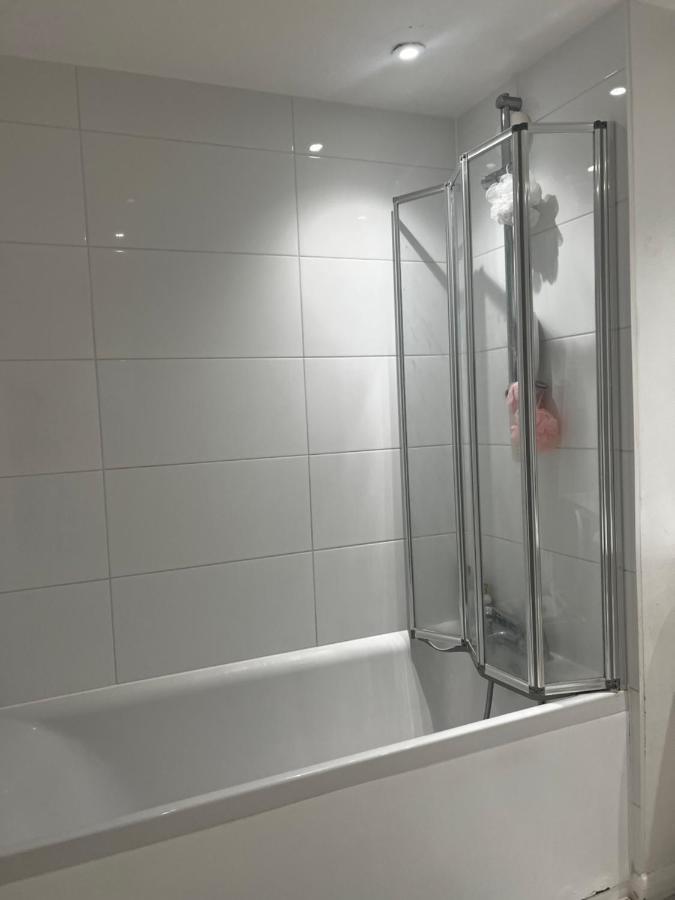 Spontaneous Apartment Kingston upon Thames (Greater London)